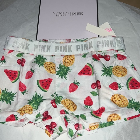 (XS) Victoria’s Secret Pajama Sleep Short - Picture 6 of 12